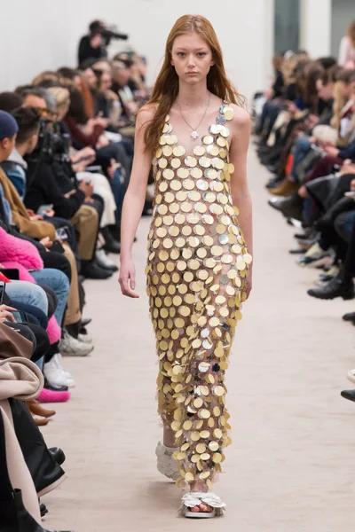 Look 38